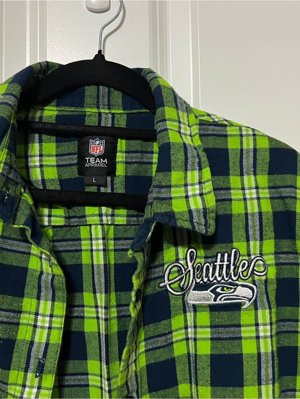 NFL Team Apparel Seattle Seahawks Plaid Flannel Shirt Green Navy - Size L
